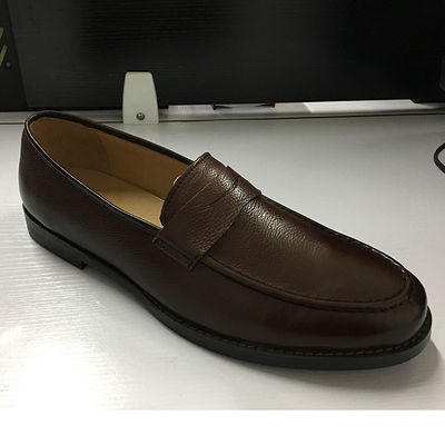 المخصصة OEM الرجال الجلد Loafers الجلد الحبوب العليا Loafers البندقية