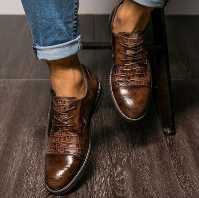أحذية من جلد التمساح للرجال ، أطراف بروج أحذية من الجلد الغريب للرجال