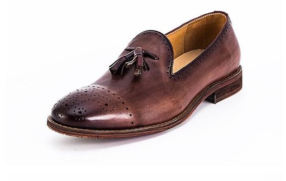 صيف البني الرجال الجلد Loafers الأحذية انزلاق على بروج Tassel Loafers